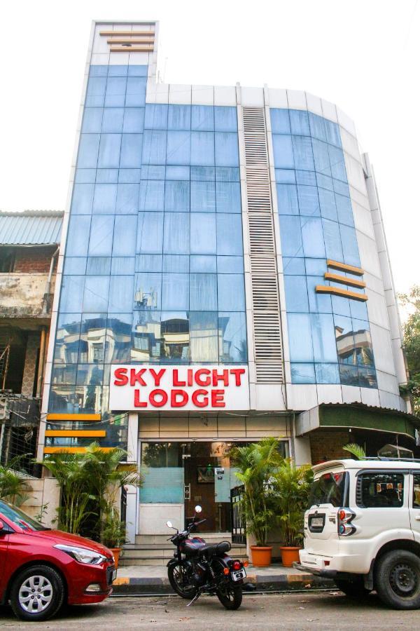 Hotel Skylight นาวีมุมไบ ภายนอก รูปภาพ