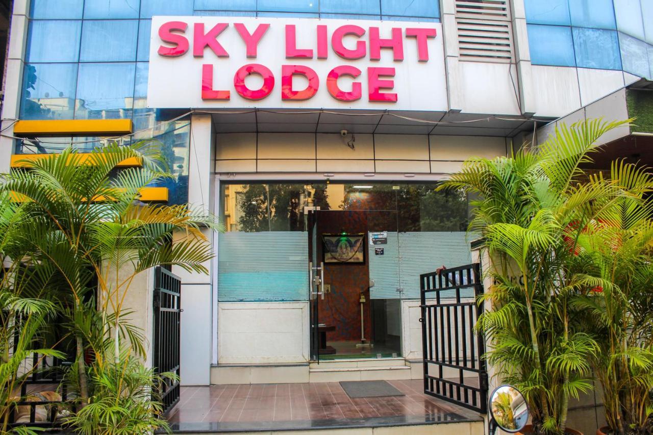 Hotel Skylight นาวีมุมไบ ภายนอก รูปภาพ